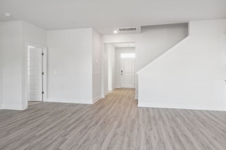 323 Fox Tail Dr in Richmond Hill, GA - Building Photo - Building Photo