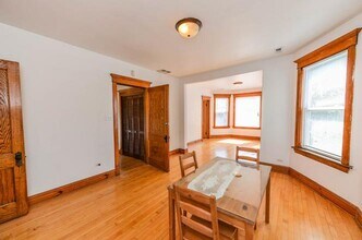 3450 N Lowell Ave in Chicago, IL - Foto de edificio - Building Photo