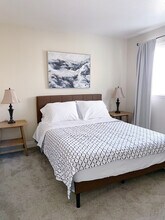 243 W 13th Ave in Anchorage, AK - Building Photo - Building Photo