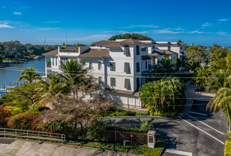 The Hudson Manor in Sarasota, FL - Building Photo - Building Photo