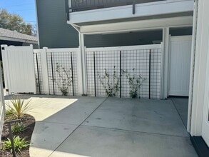 206 W Brookdale Pl in Fullerton, CA - Building Photo - Building Photo