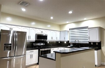 15840 SW 151st Terrace in Miami, FL - Building Photo - Building Photo