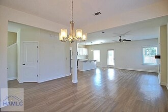 151 Buckingham Dr, Unit #408W in Midway, GA - Foto de edificio - Building Photo