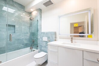7277 Birdview Ave, Unit Birdview in Malibu, CA - Foto de edificio - Building Photo