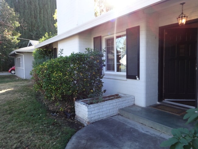 property at 608 Bird St