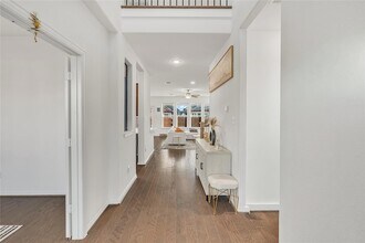 111 Fortuna Ct, Unit A1073 in Liberty Hill, TX - Building Photo - Building Photo