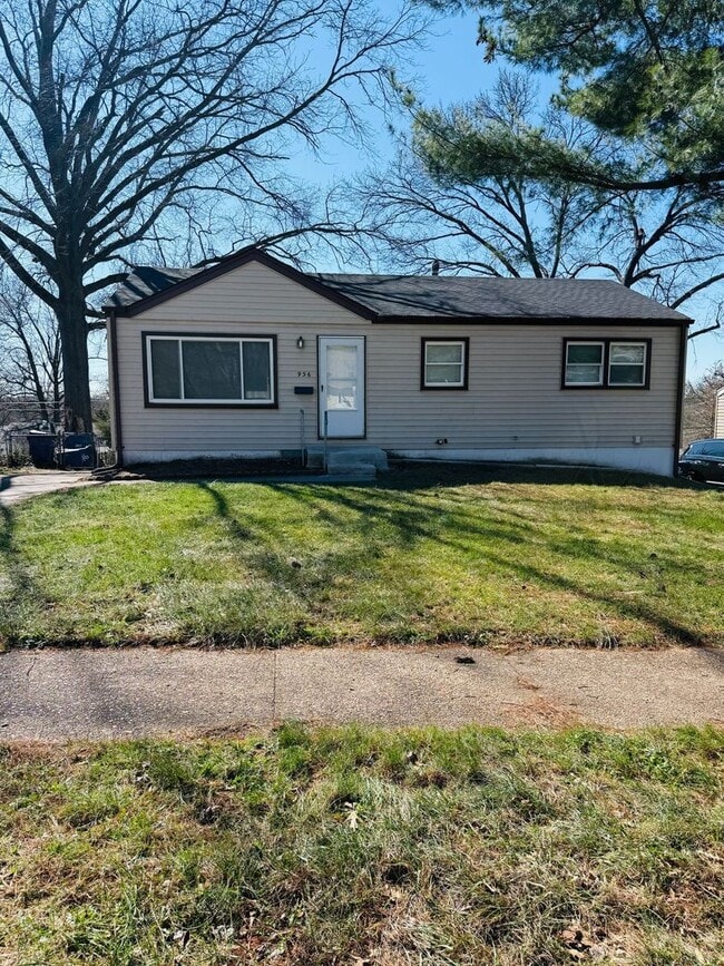 property at 936 Highmont Dr