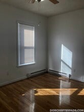 398 Seaver St in Boston, MA - Building Photo - Building Photo