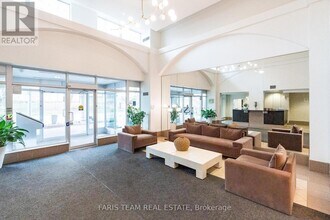 88-888 Palace Pier Ct in Toronto, ON - Building Photo - Building Photo