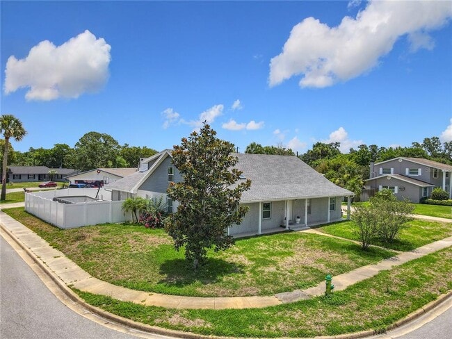 120 Aldean Dr in Sanford, FL - Building Photo - Building Photo