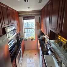 195 14th St NE, Unit 2807 in Atlanta, GA - Building Photo - Building Photo