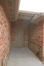 5904 Villa Rosa Way in Tyler, TX - Foto de edificio - Building Photo