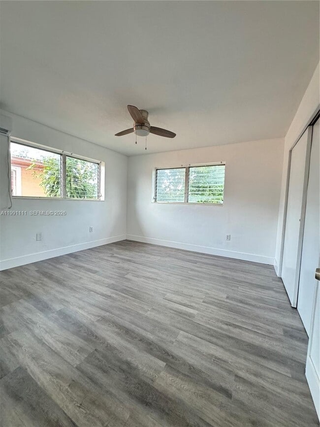 1086 NW 110th St in Miami, FL - Building Photo - Building Photo