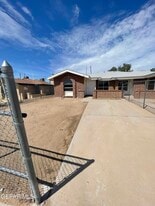 845 Montera Rd in El Paso, TX - Building Photo
