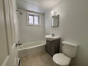 91 Main St in Fredericton, NB - Building Photo - Building Photo