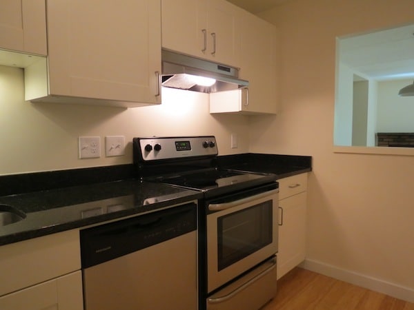 44 Concord Ave, Unit 303 in Cambridge, MA - Building Photo - Building Photo