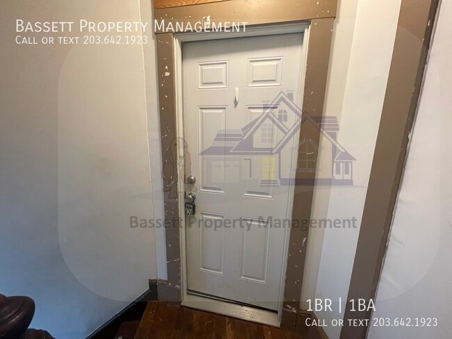 127 Washington Ave in Hamden, CT - Building Photo - Building Photo