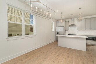 725 Caraway Ln in Nashville, TN - Building Photo - Building Photo