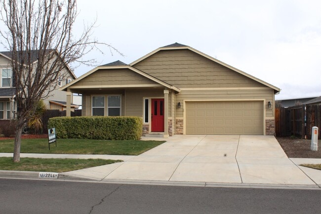 property at 2244 Kingswood Dr