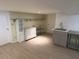 1727 N Rosa Parks Way in Portland, OR - Building Photo