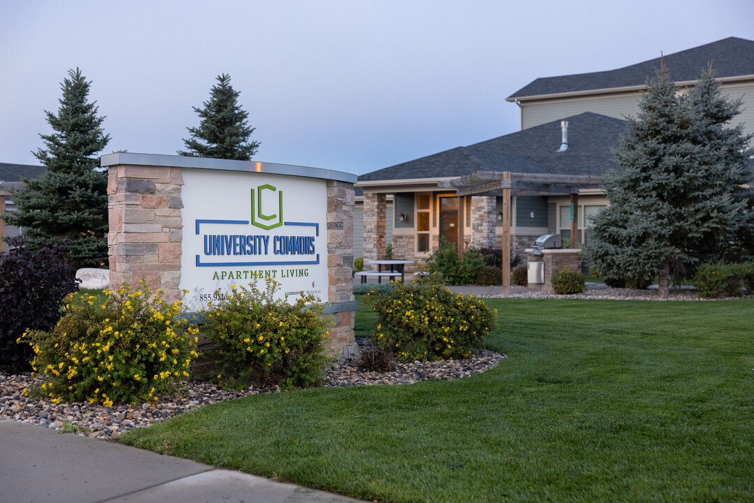 University Commons in Williston, ND - Building Photo