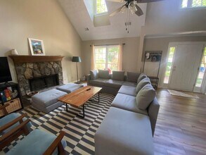 420 Ridge Ct in Alpharetta, GA - Building Photo - Building Photo
