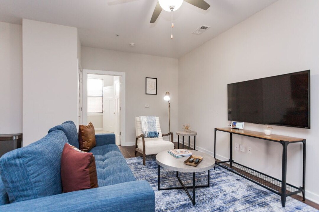 1016 18th Ave S in Nashville, TN - Building Photo
