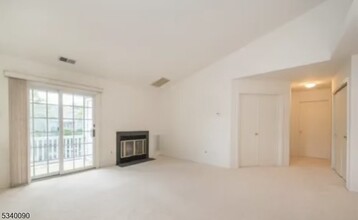 126 Harvest Ln in Lincoln Park, NJ - Building Photo - Building Photo