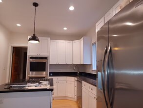 2025 Maple Ave in Evanston, IL - Foto de edificio - Building Photo