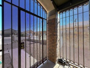 14321 Smokey Point Dr in El Paso, TX - Building Photo - Building Photo