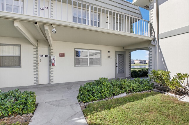 118 Monaco Blvd in Delray Beach, FL - Building Photo - Building Photo