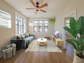 4409 N Seeley Ave, Unit 1A in Chicago, IL - Building Photo