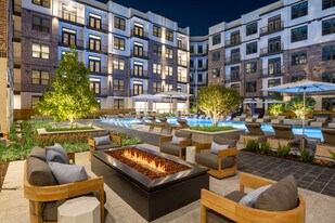 Alexan Junction Heights in Houston, TX - Building Photo