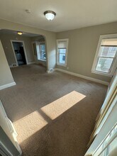10012 Robinson Ave in Garfield Heights, OH - Building Photo - Building Photo