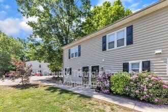 8835 Chapel Hill Rd in Cary, NC - Building Photo - Building Photo