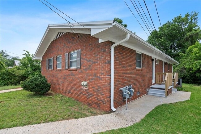 property at 1437 Vesta Ave