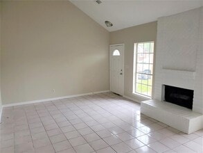 936 Holbech Ln in Channelview, TX - Building Photo - Building Photo