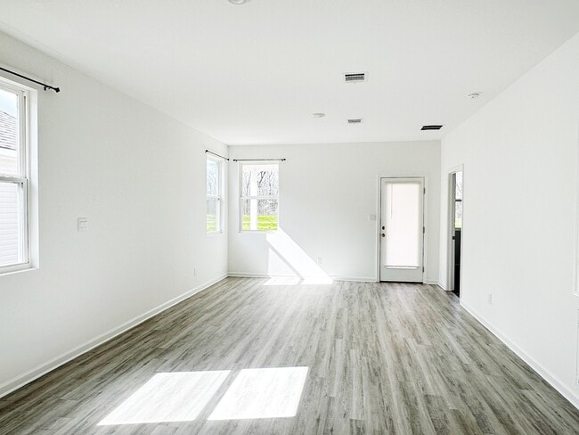 1011 Drago Dr in Baton Rouge, LA - Building Photo - Building Photo