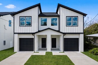 3614 Temple St in Tampa, FL - Foto de edificio - Building Photo