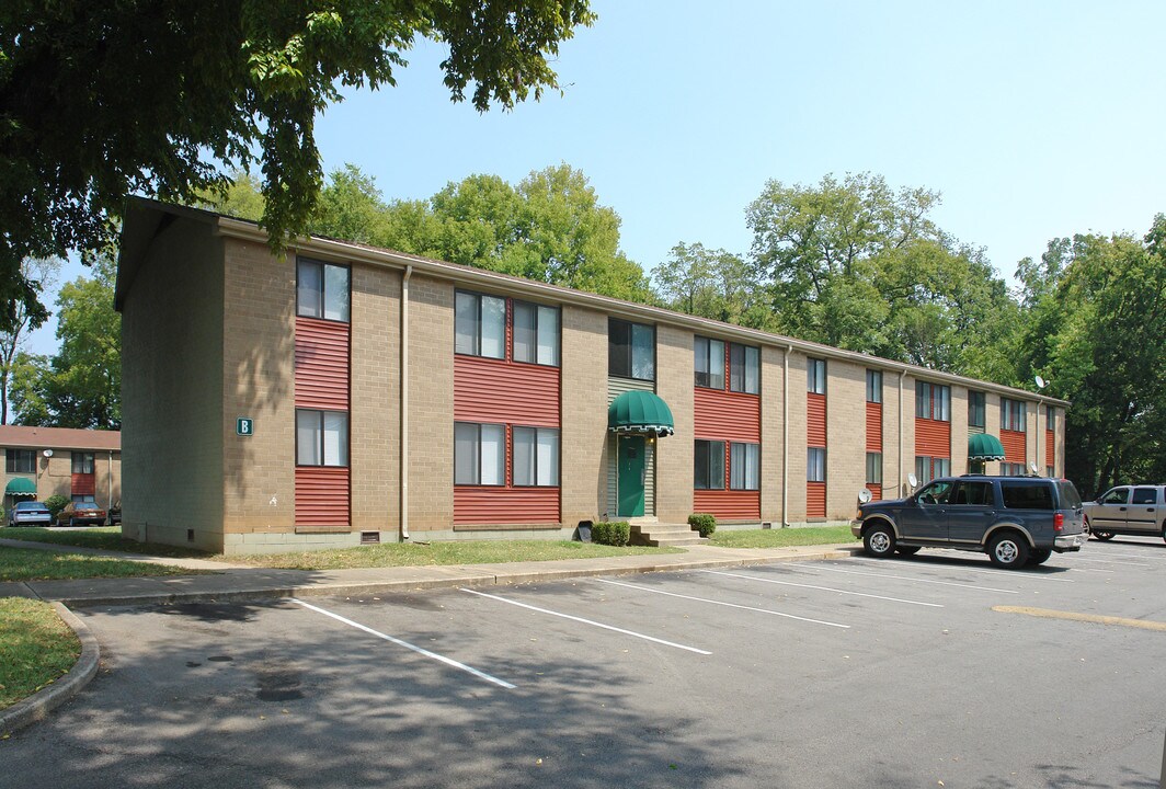 Eastwood Courts in Nashville, TN - Foto de edificio