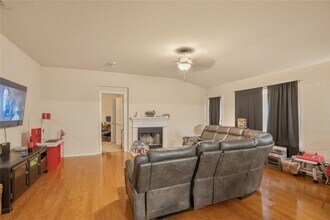 3825 Cane River Rd in Fort Worth, TX - Building Photo - Building Photo