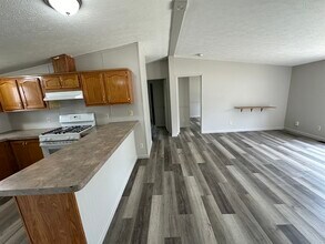 4613 Palmer St in Lansing, MI - Building Photo - Building Photo