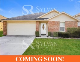 4949 Parkview Hills Ln in Fort Worth, TX - Building Photo