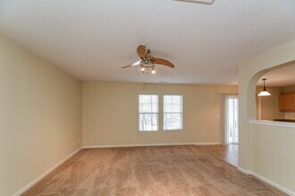 57 Valleyfield Dr in Clayton, NC - Foto de edificio - Building Photo