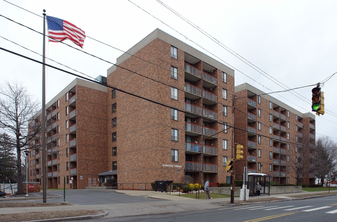 Elmwood Towers in Holyoke, MA - Building Photo