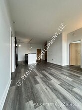 1 S Highland Ave in Arlington Heights, IL - Building Photo - Building Photo