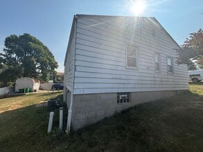 145 Delaware Dr in Butler, PA - Building Photo - Building Photo