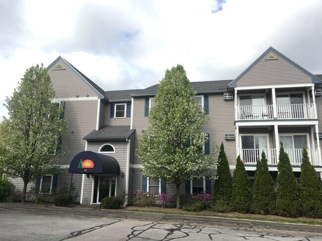 101 Eastern Ave in Manchester, NH - Building Photo - Building Photo