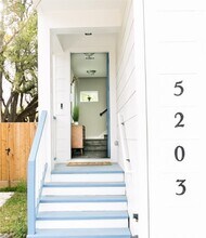 5203 Burress Springs Ln in Houston, TX - Building Photo - Building Photo