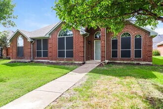 2407 Springfield Dr in Mesquite, TX - Building Photo - Building Photo